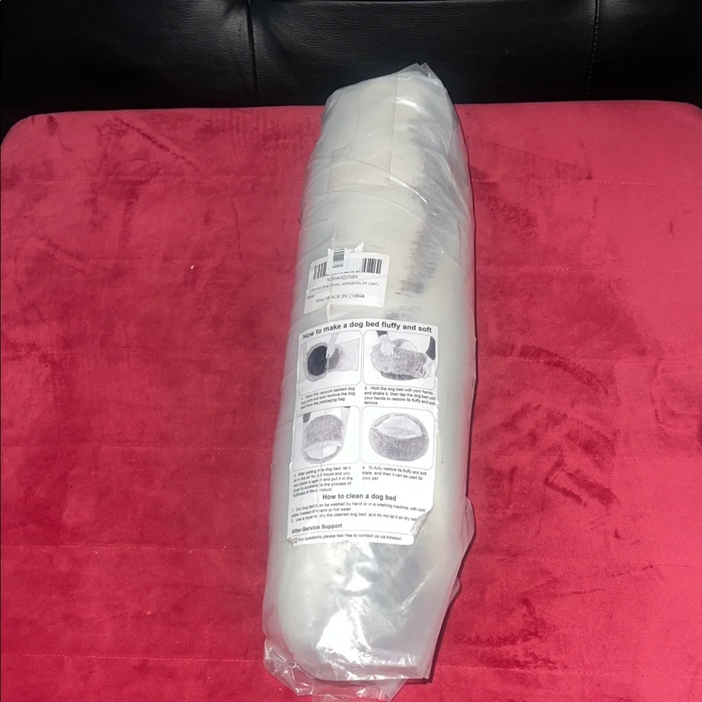 Calmng Dog Bed. Size Medium 24”x24”. New in package.